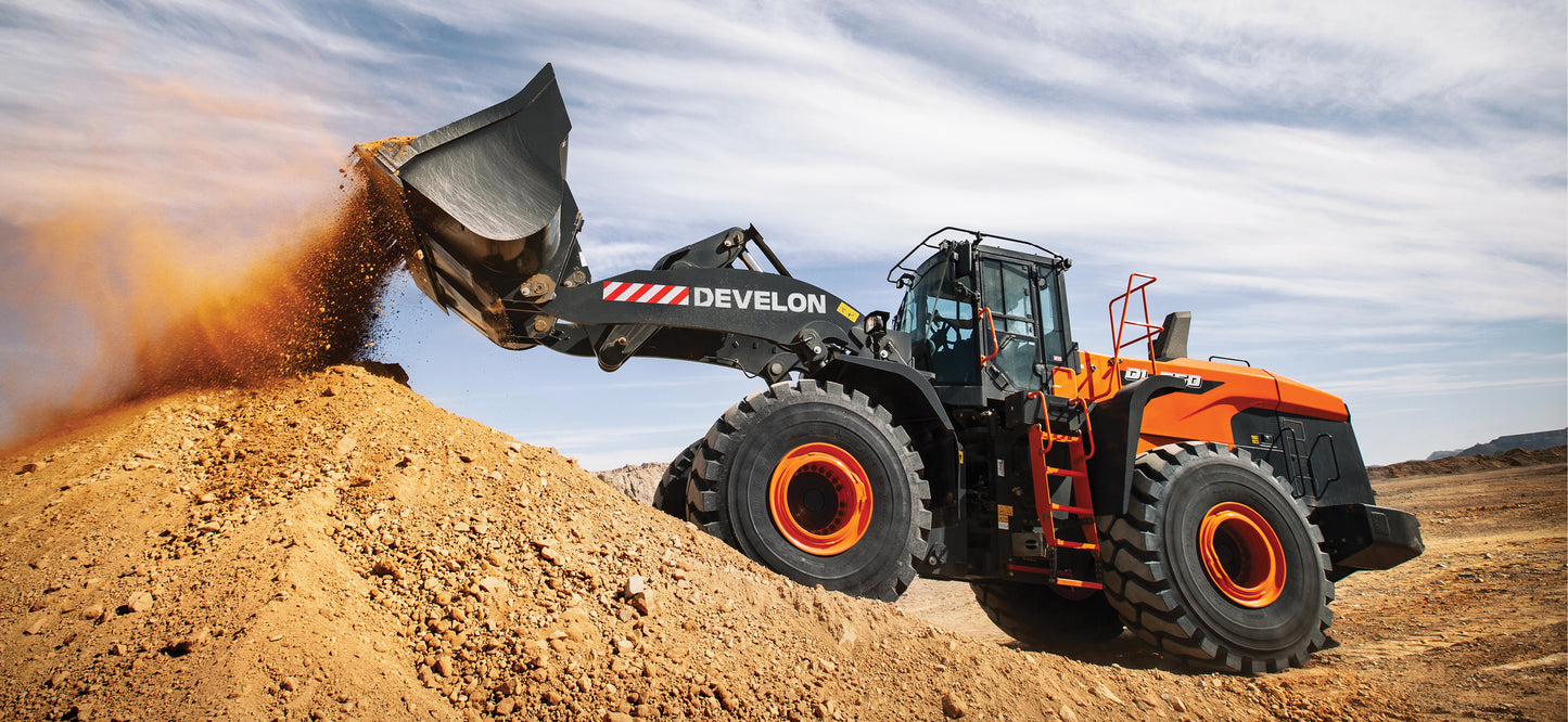 Develon | Wheel Loader | Model DL550-7 | Width 11' 2.1" | Horsepower 379.5 HP | For Quarry, Mining, Demolition & Industrial Operations