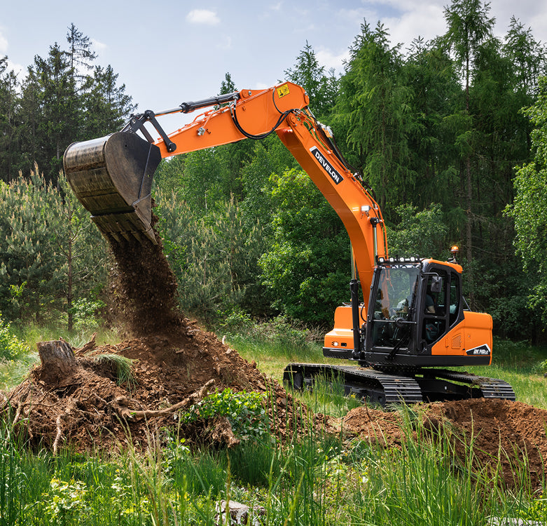 Develon | Crawler Excavator | Model DX140LC-7K | Dig Depth 20' 1" | 107.3 hp | 15.9 Tons | For Heavy-Duty Excavation, Trenching & Construction