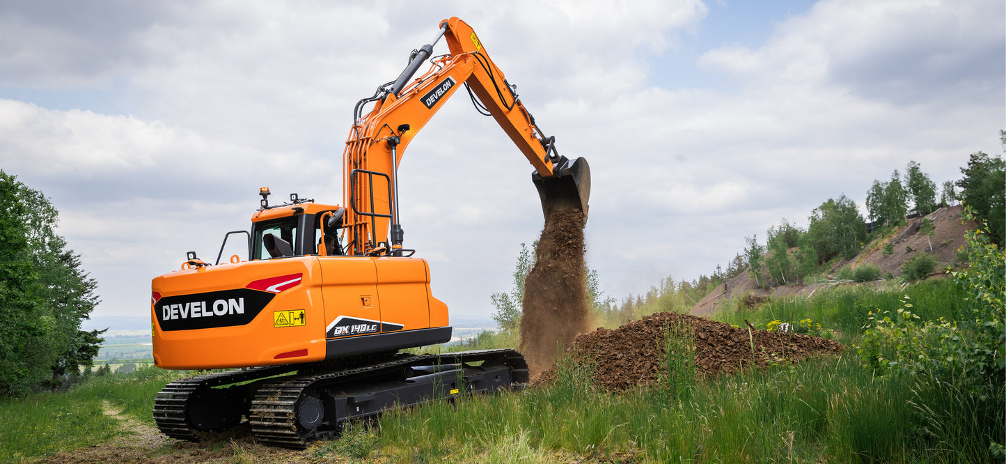 Develon | Crawler Excavator | Model DX140LC-7K | Dig Depth 20' 1" | 107.3 hp | 15.9 Tons | For Heavy-Duty Excavation, Trenching & Construction