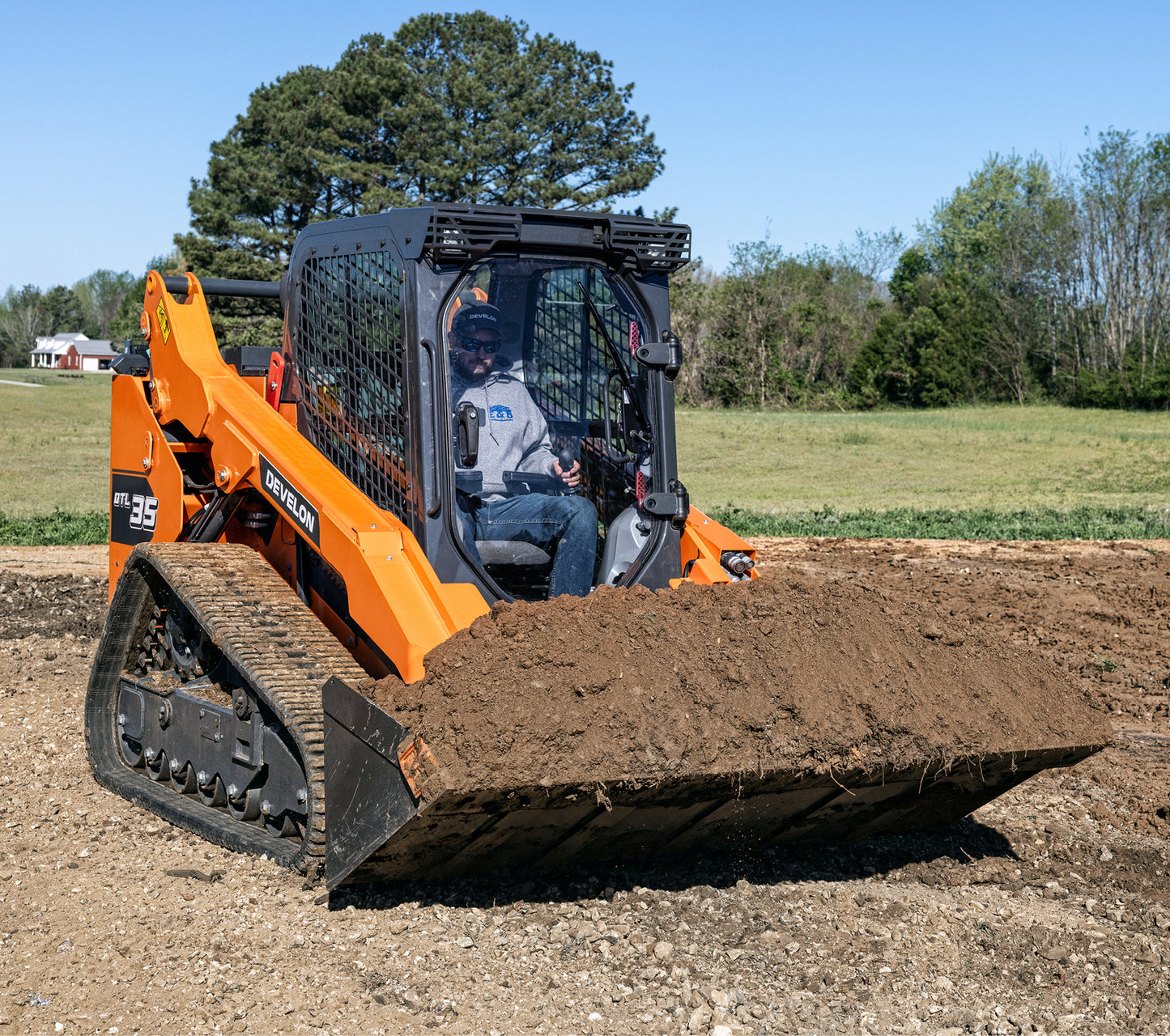Develon | Compact Track Loader | Model DTL35 | Capacity 1.9 Tons | Horsepower 115.3 HP | For Construction, Landscaping, & Material Handling