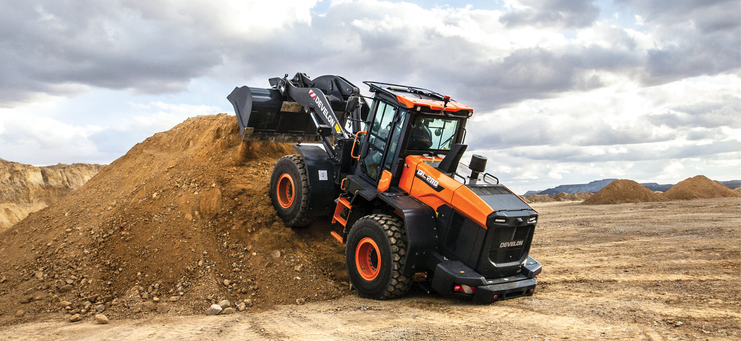 Develon | Wheel Loader | DL280-7 | Width 8' 11.9" | Horsepower 189.1 HP | For Heavy-Duty Construction, Recycling, & Material Handling