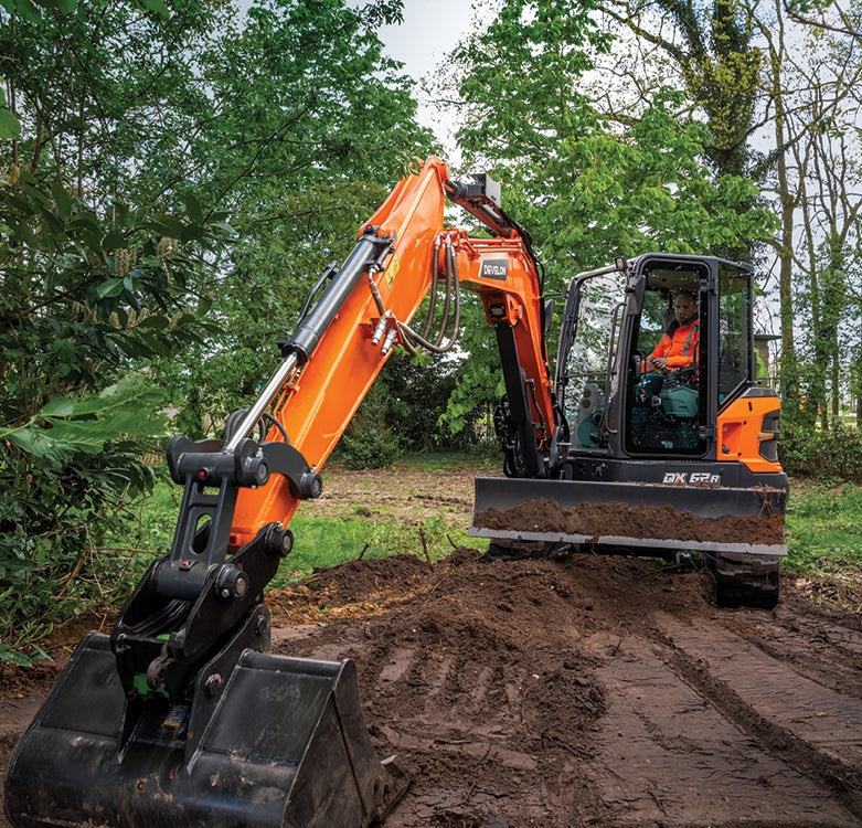 Develon | Mini Excavator | DX62R-7 | 36" Bucket, Thumb, Hydraulic Quick Coupler, Long Stick & AUX2 | 6' 6" Width | 7 Tons | For Compact Construction and Landscaping Tasks