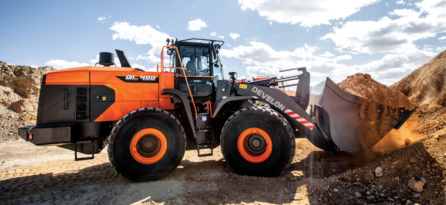 Develon | Wheel Loader | Model DL480-7 | Width 10' 9.9" | Horsepower 344.6 HP | For Heavy-Duty Construction, Mining & Material Handling