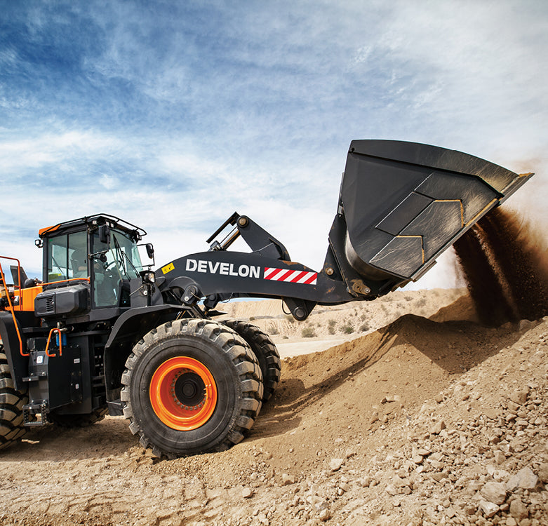 Develon | Wheel Loader | Model DL580-7 | Width 11' 2.8" | Horsepower 394.3 HP | For Mining, Heavy Construction & Aggregate Handling
