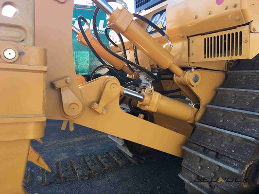Bedrock Attachments Tilt Cylinder | Model 2655084-RB | Fits CAT D7E Ripper-R | Weight 115kg | For Bulldozer