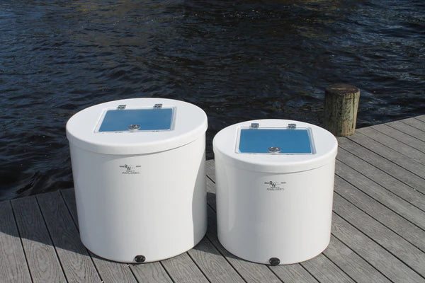 RIO MARINE CUSTOMS | Fiberglass Livewell with Clear Lid | Model RWLW40 | 23" D x 21" H | 40 Gallon Capacity | For Commercial Fishing