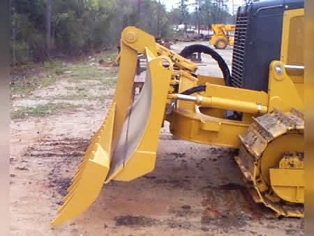 IS Attachments Blade Root Rake | Widths 92" to 140" | Machine size 14,000–75,000 lbs | For Dozer