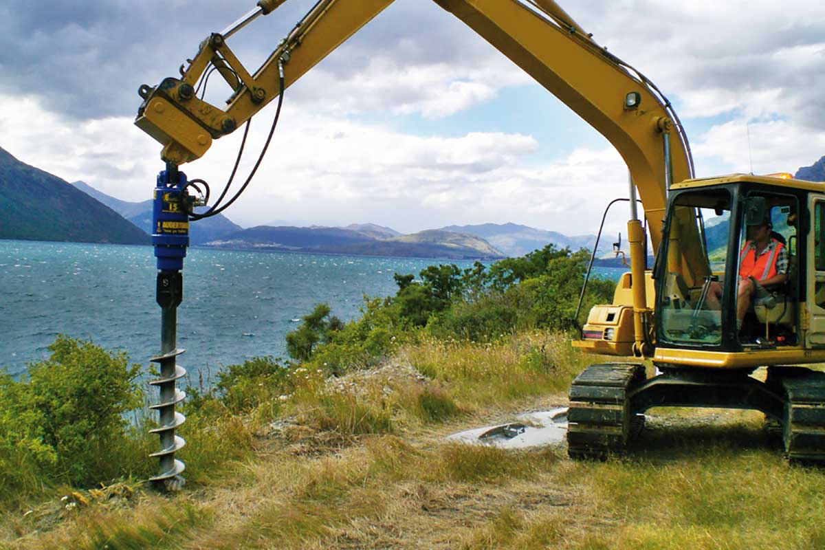 Auger Torque | Auger Range | Models PA Series | 22" To 60" Diameter | 4.33" Square Shaft | Machine Size 17 To 45 Tons | For Excavators