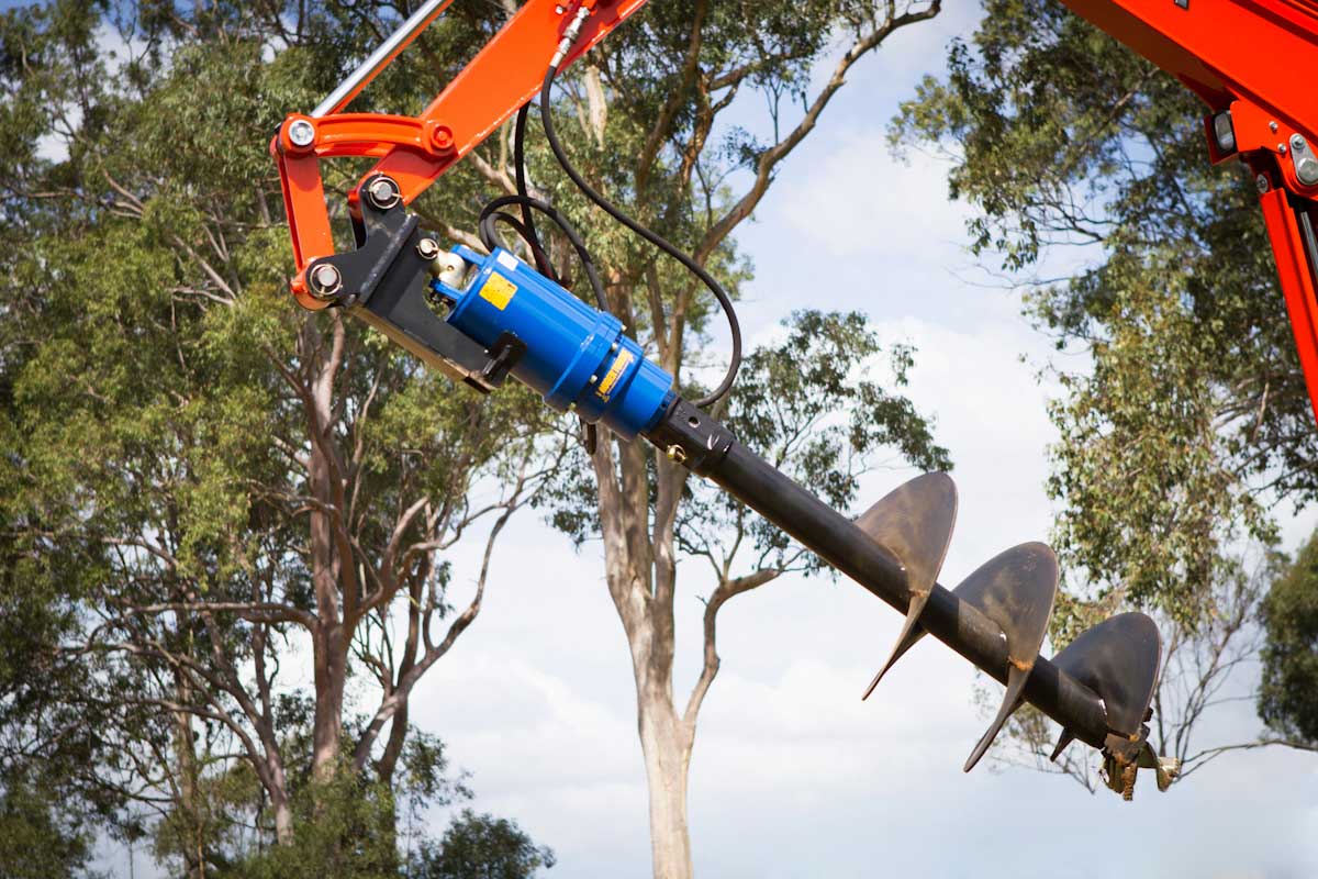 Auger Torque | Earth Drill | Models 8000-40, 9000-45, 9500-40 | Hose Size ¾" x 86" To 1" x 86" BSP | 2.96" Square Shaft | Machine Size 4.5 To 8 Tons | For Excavators