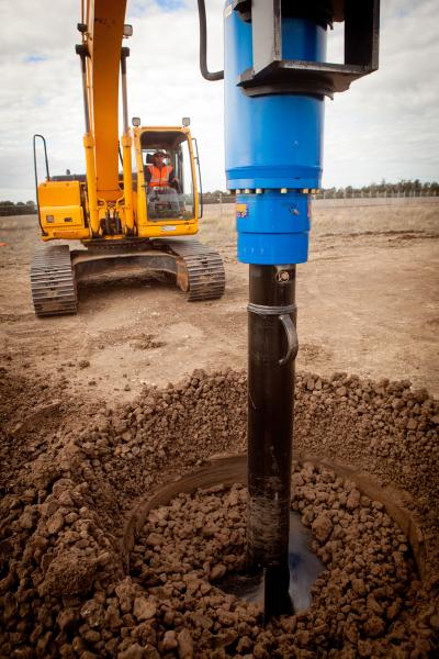 Auger Torque | Auger Range | Models PA Series | 22" To 60" Diameter | 4.33" Square Shaft | Machine Size 17 To 45 Tons | For Excavators