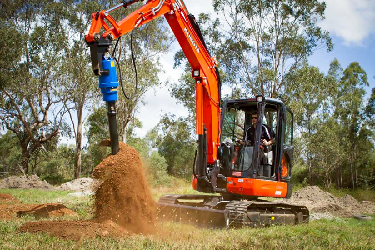 Auger Torque | Earth Drill | Models 8000-40, 9000-45, 9500-40 | Hose Size ¾" x 86" To 1" x 86" BSP | 2.96" Square Shaft | Machine Size 4.5 To 8 Tons | For Excavators