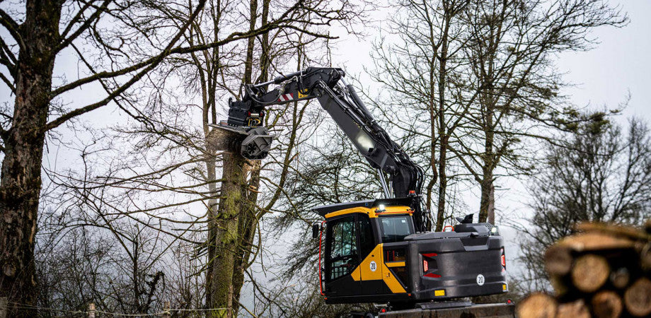 FAE | UML/HY, UML/HY/VT & UML/HY/SONIC Forestry Mulcher | Models 100 To 150 | Width 43.4" to 62.3" Inches | Machine Size 7 To 15 Ton | For Excavators