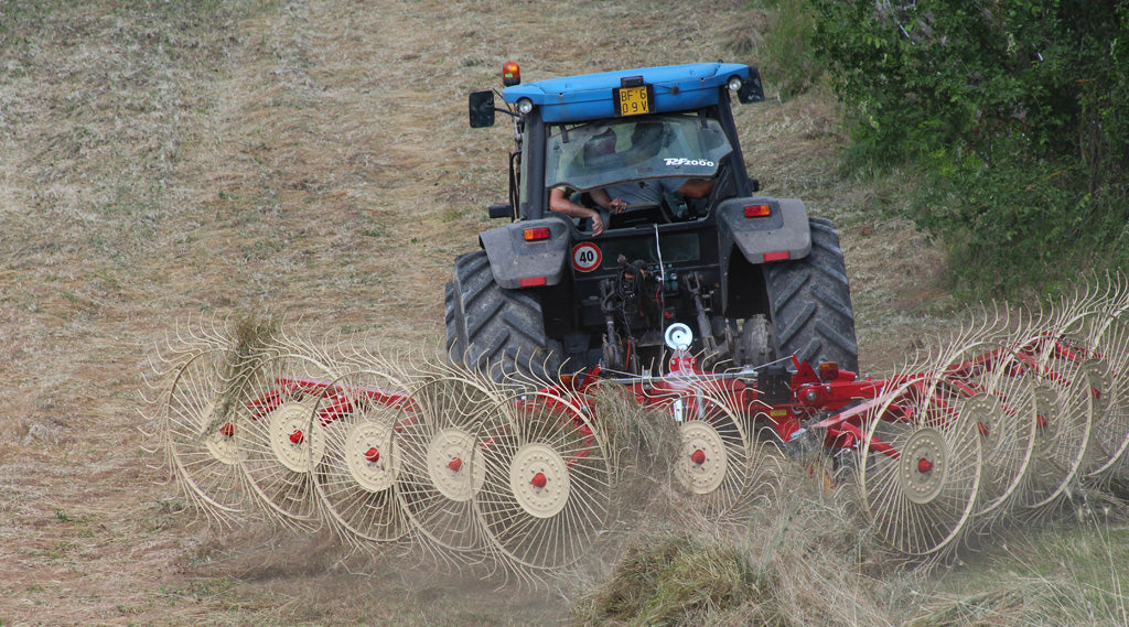 Durabilt Hydraulic 8, 10 & 12 Wheel Fold Batrake | Working Width 16 - 24 ft | 40-80 HP | For Tractor