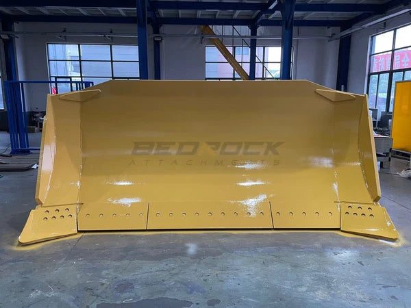 Bedrock Attachments Heavy-Duty SU Blade | Model BBD8TSU-1 | Width: 159.4" | Weight: 4600 kg | For Bulldozer