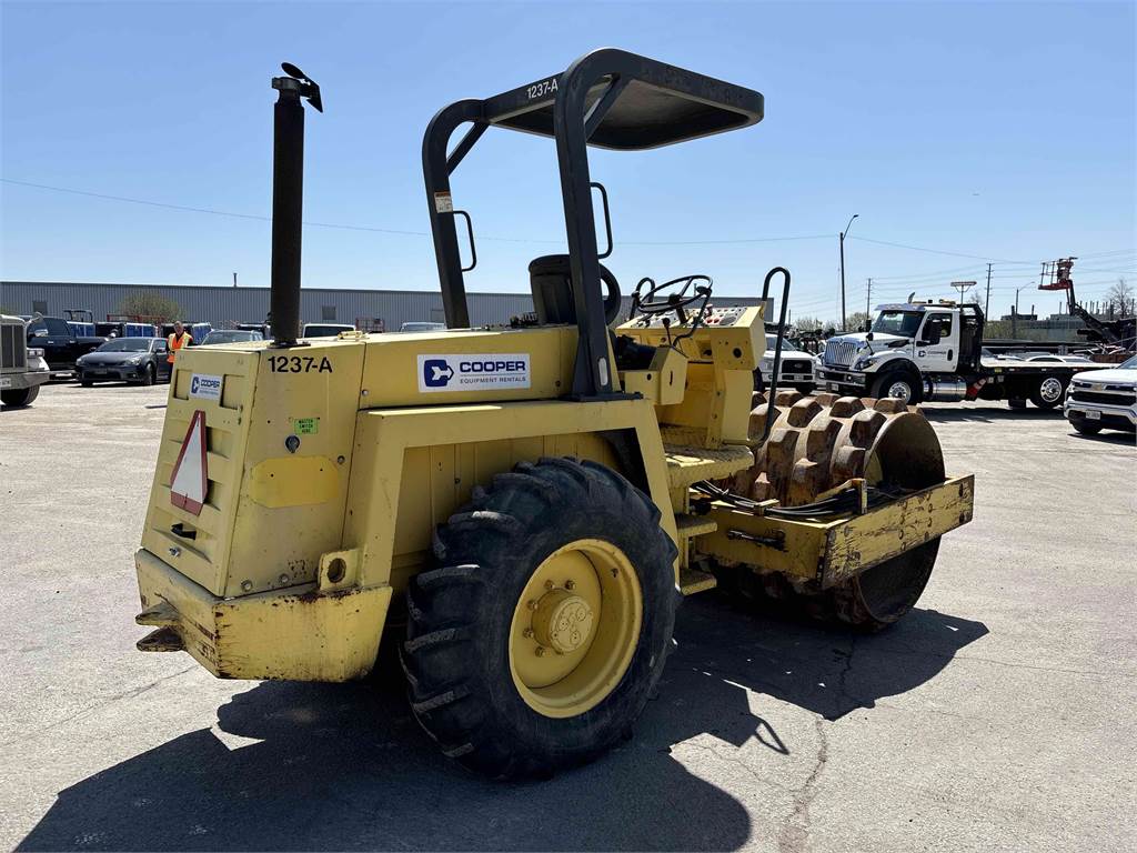 Bedrock Attachments Pad Foot Shell Bumper | Model RS03 | Width 86.6" | For Road Rollers