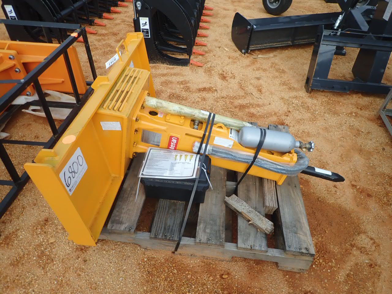 TERAN THH300B-SSL HYDRAULIC BREAKER -CAT 226/299 BOBCAT S185, EXCAVATOR ATTACH