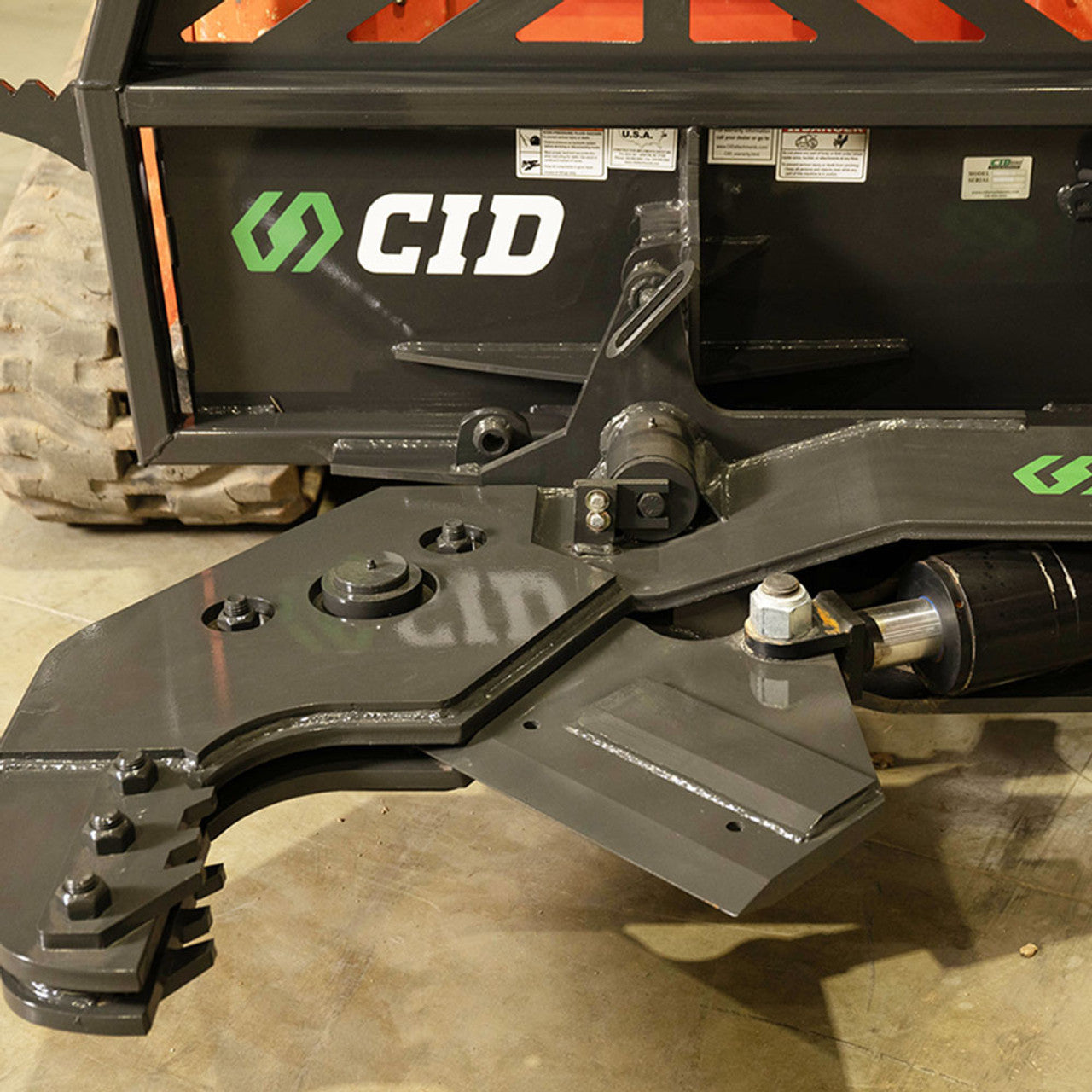 CID Rotating Tree Shear Attachment | Models Manual & Hydraulic Rotating | Cutting Capacity 12" inches | For Skid Steer