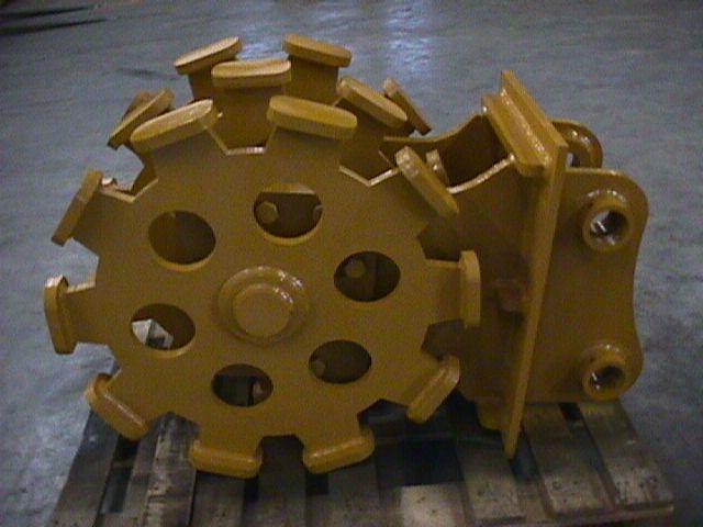 IS Attachment Compaction Wheel AR400 Steel | Machine 7000 to 39000 lbs | For Excavator