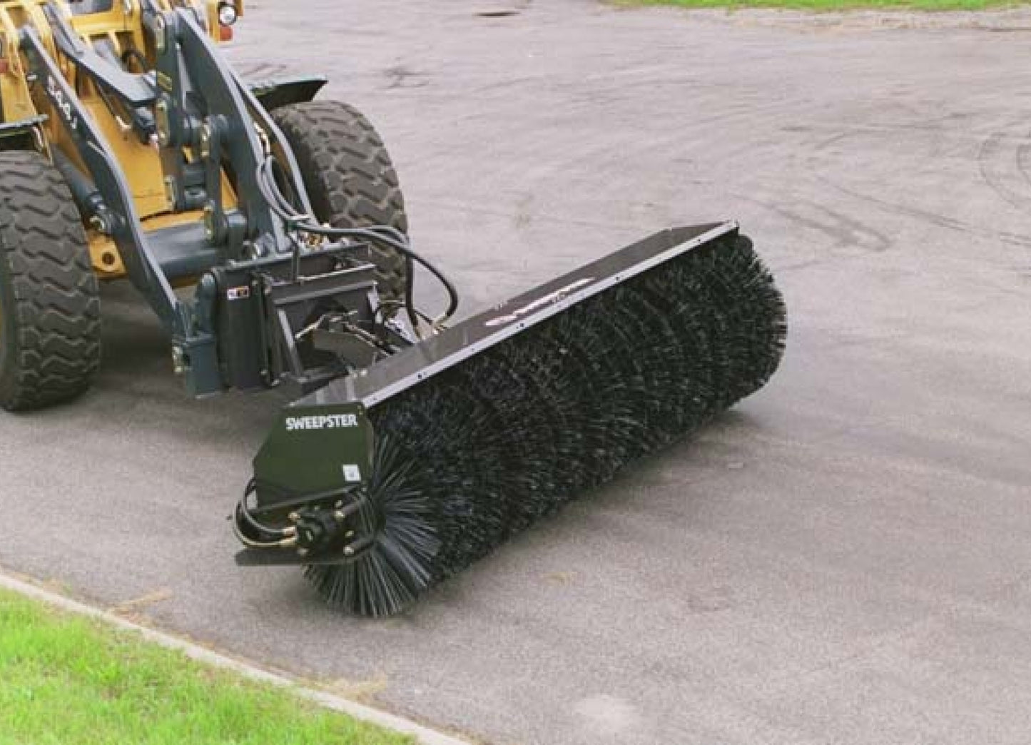 Paladin Broom Angle | 120" Working Width | Machine Size 11–15 Tons | For Wheel Loader