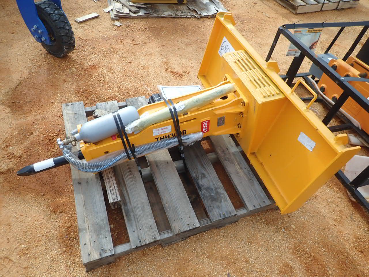 TERAN THH300B-SSL HYDRAULIC BREAKER -CAT 226/299 BOBCAT S185, EXCAVATOR ATTACH