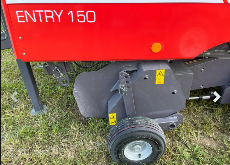 Maschio Entry 150 – Round Baler | 41 Rollers | 50 HP For Tractor