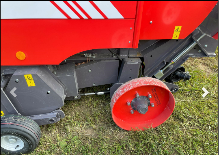 Maschio Entry 150 – Round Baler | 41 Rollers | 50 HP For Tractor