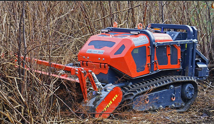 Seppi | Forestry Mulcher + Flail Mower | Knives & Carbides RC Remote Control Carrier | Model MAX50/CL125RC | Working Width 49" To 61" Inches | Hydraulic Flow 26 GPM | For Skid Steers