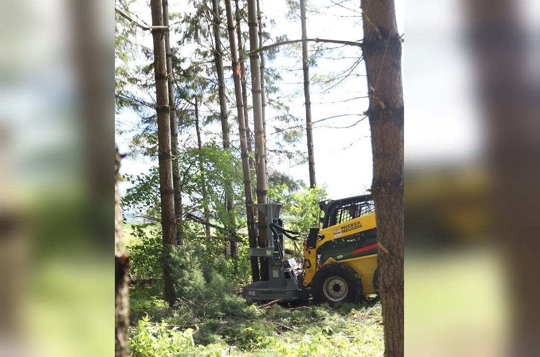 Baumalight Feller Buncher Tree Saw | Model FBS-752 | Blade Diameter 52" | Maximum Cut 20" | Hydraulic Flow 20 To 25 GPM | For Skid Steers