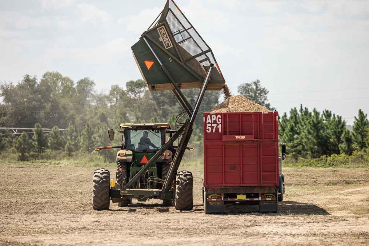 Harrell Ag | Drying Van | Model 45' & 48' Feet | Trailer Width 102" inches | HorsePower 100+ HP | For Tractors & Semi Trucks