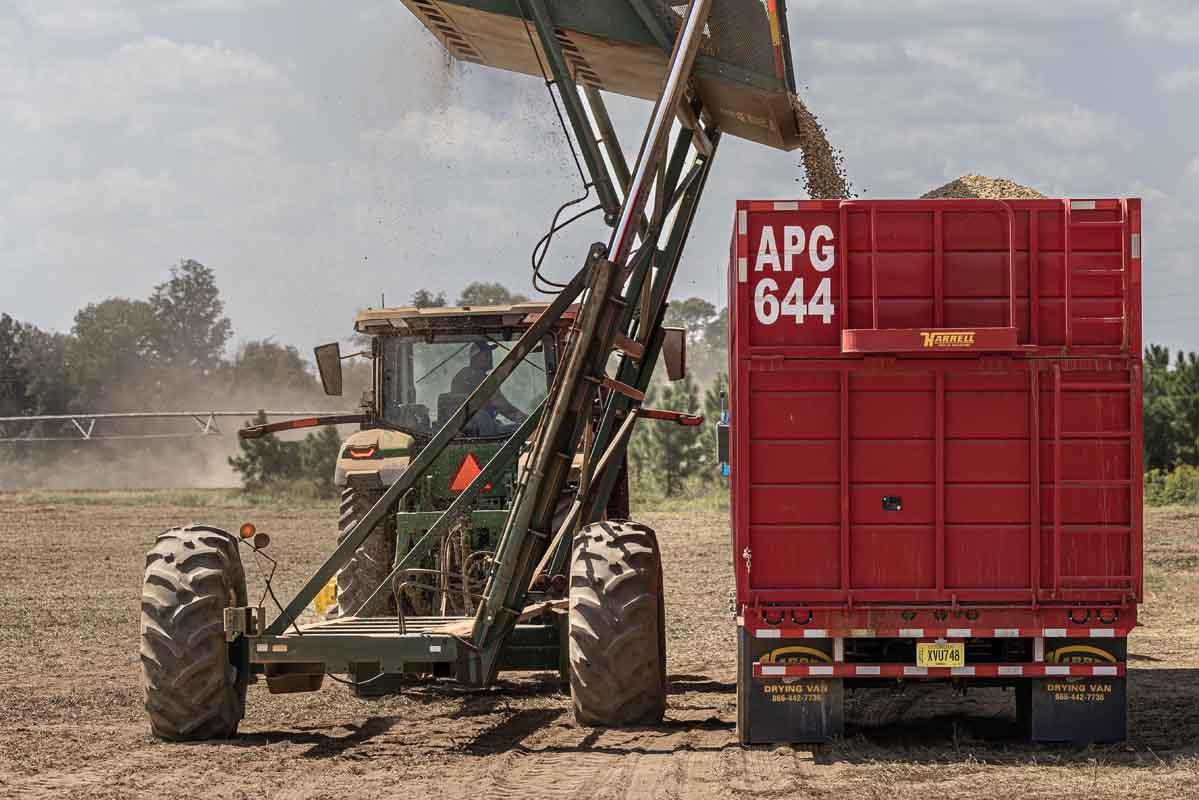 Harrell Ag | Drying Van | Model 45' & 48' Feet | Trailer Width 102" inches | HorsePower 100+ HP | For Tractors & Semi Trucks