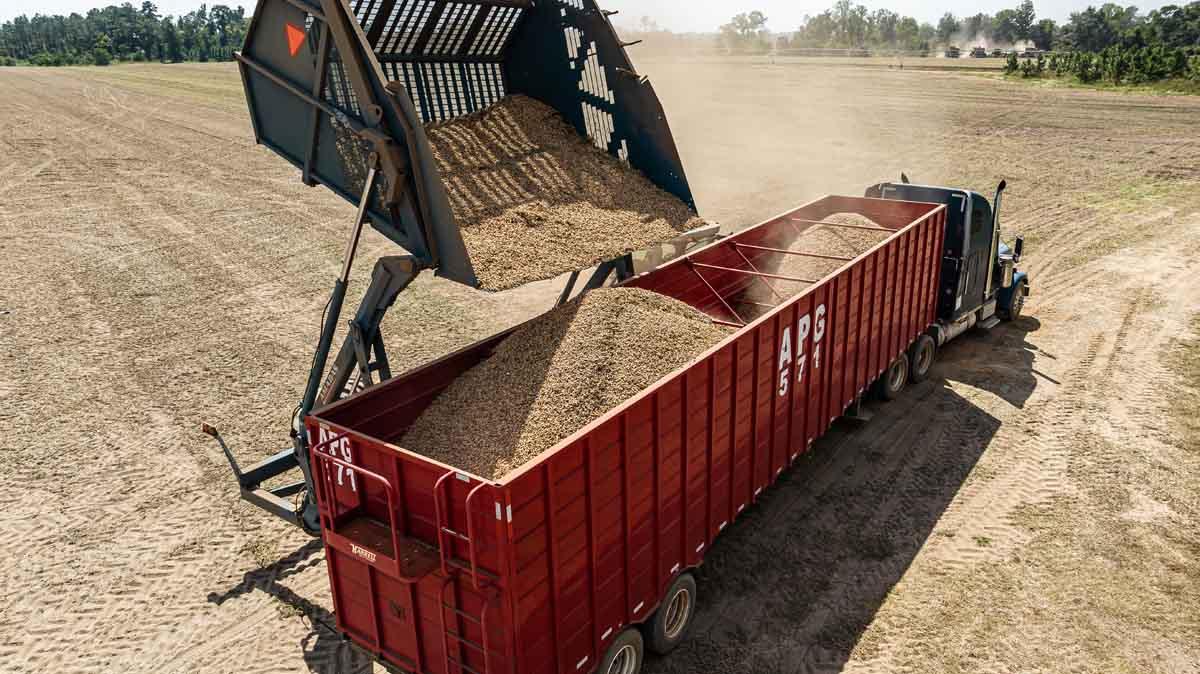 Harrell Ag | Drying Van | Model 45' & 48' Feet | Trailer Width 102" inches | HorsePower 100+ HP | For Tractors & Semi Trucks
