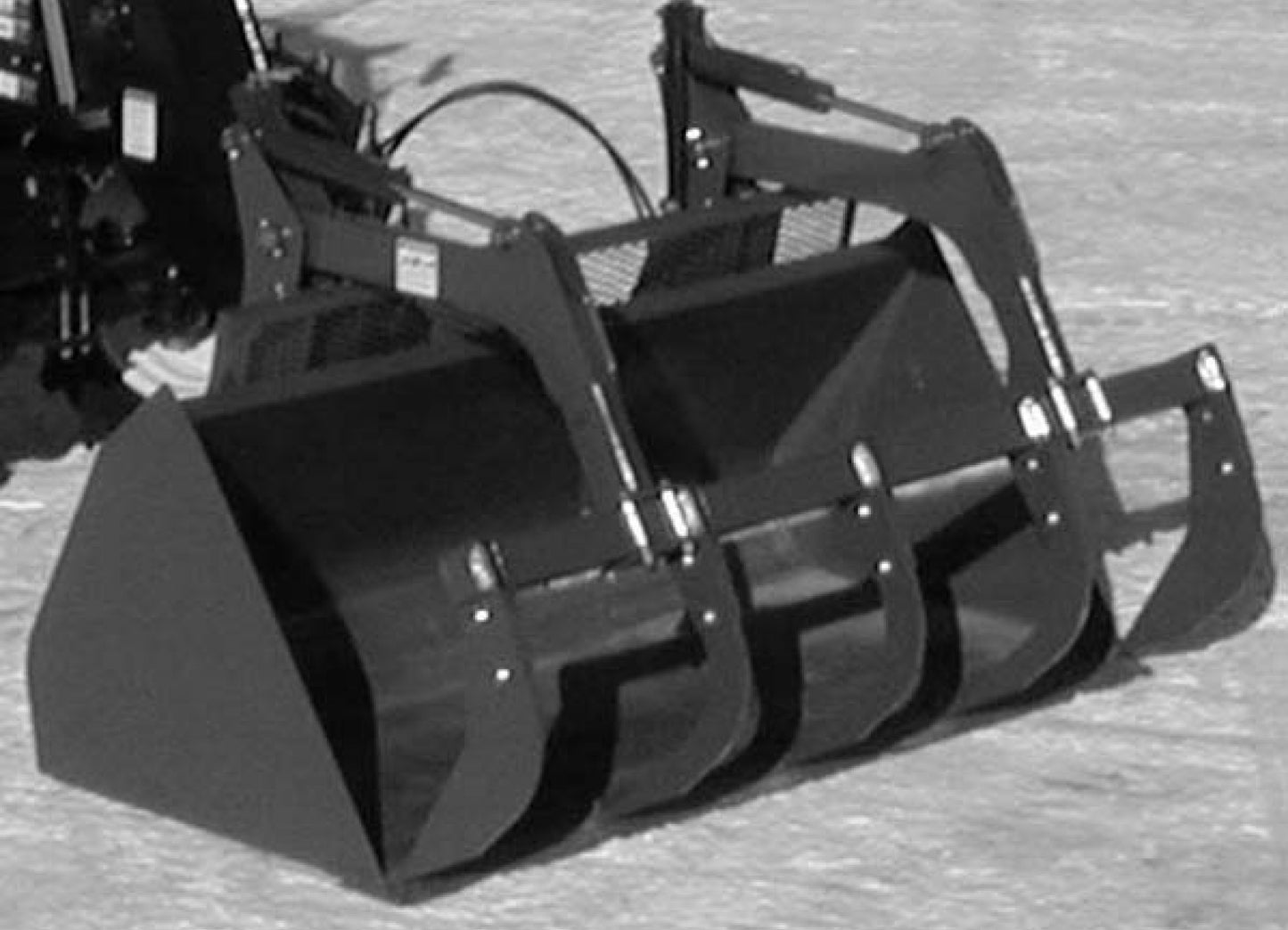 Paladin Heavy Duty Grapple Bucket | Machine Size 7–12 Tons | For Telehandler
