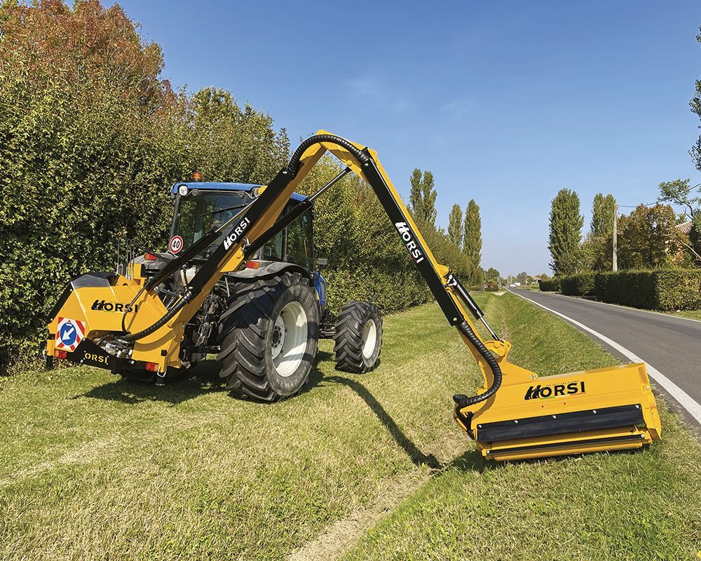 ORSI 3-Point Boom Mower | River Compact Series | Cutting Width 35.5" To 58" inches | Horsepower 35-65 HP | For Tractors