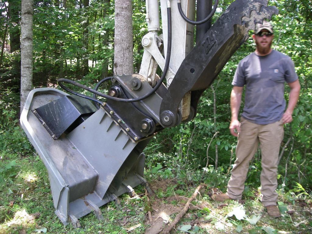 IS Attachments Brush Cutter 13 GPM-39 GPM | Width 36" to 60" | 7,000–14,000 lb | For Excavator