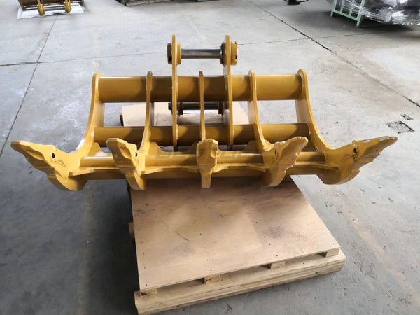 Bedrock Attachments Rake | Model EK-B60 | Width 41in | Pin Size 80mm | Weight 930kg | For Excavator
