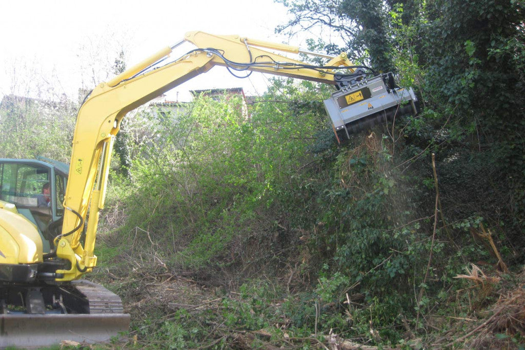 FAE | DML/HY & DML/HY/VT Forestry Mulcher | Model 75 To 125 | Width 31″ To 49″ | Shreds Up to 4.7" Inches Diameter | Machine Size 5 To 13 Ton | For Excavators