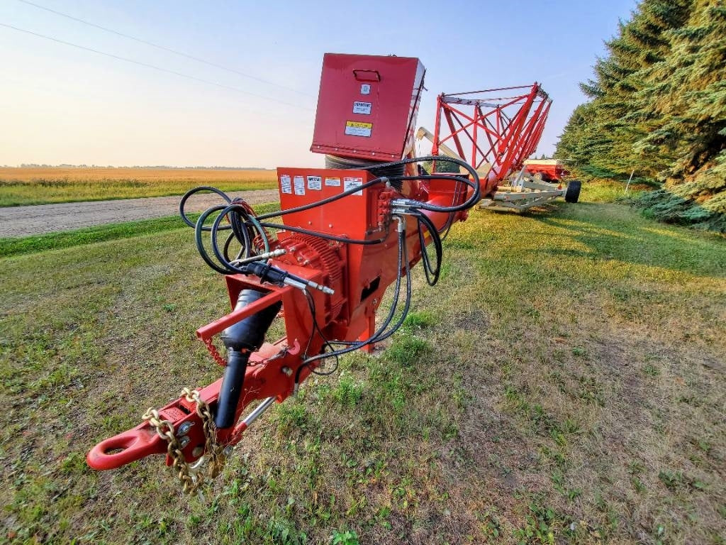 Farm King Back-saver Grain Auger | Model 16124 | Size 16" x 124' | Multi-flighting Hopper | 175 HP | For Tractors