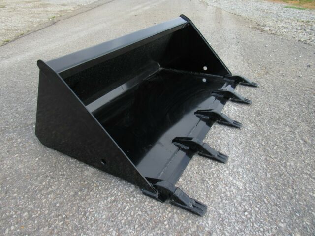 Paladin Universal Hitch Bucket With Teeth | Width 42"-48” | 8-15 GPM | For Mini Skid Steer