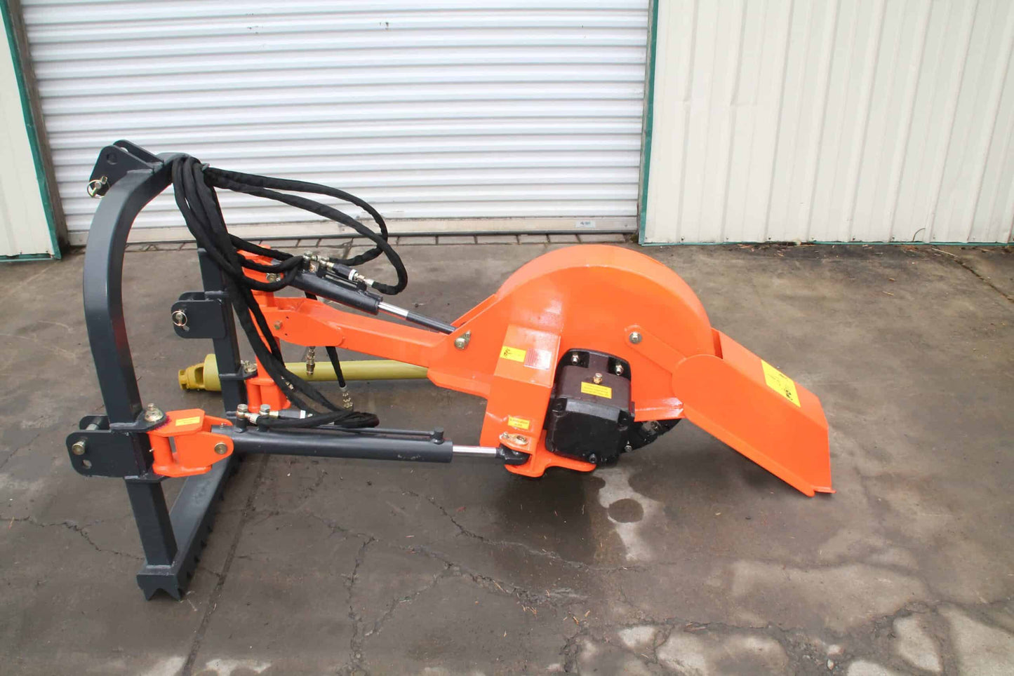 Farmer Helper | 2-Way Hydraulic Stump Grinder | Model FH-SG24-PRO | 24" Cutting Wheel | Dual Direction Carbide Teeth | Horsepower 30 To 50 HP | For Tractors