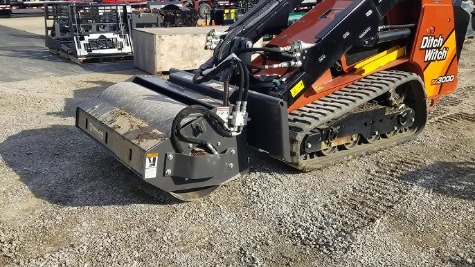 Paladin Vibratory Roller | 36" Smooth Drum | 6-9 GPM | For Mini Skid Steer