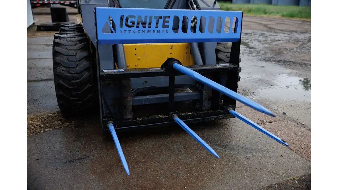 Ignite Attachments Combo Bale Spear | SKU 46895918 | Width 45" | Oil Flow Range 15–25 GPM | For Skid‑Steer Loaders