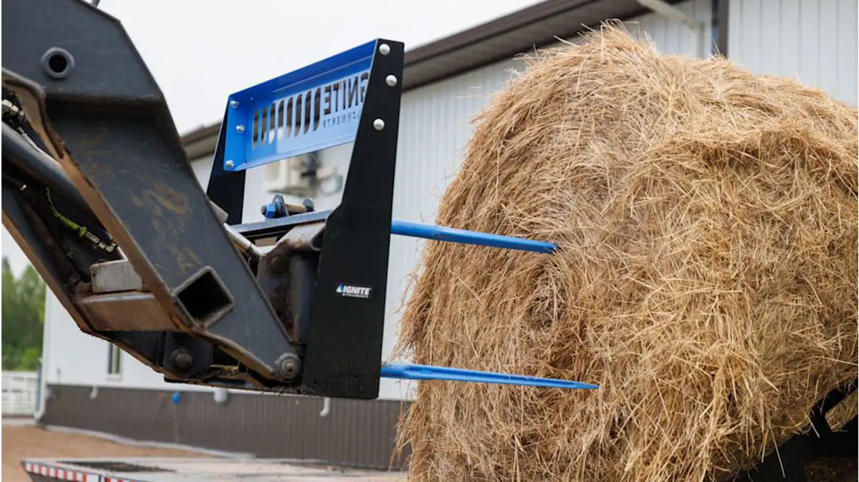 Ignite Attachments Combo Bale Spear | SKU 46895918 | Width 45" | Oil Flow Range 15–25 GPM | For Skid‑Steer Loaders