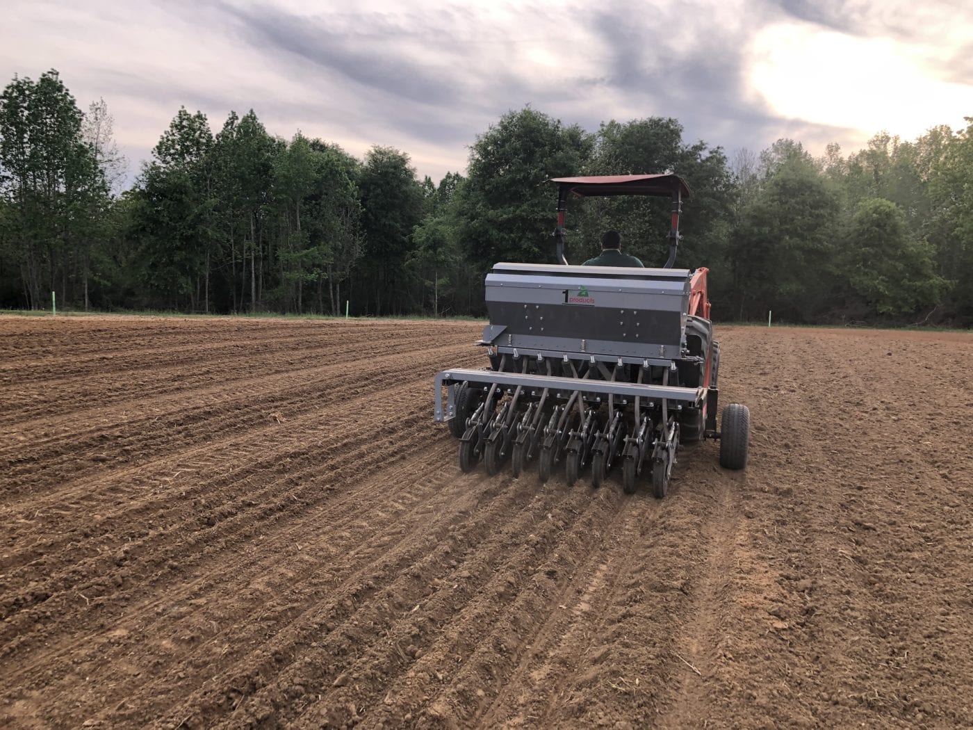 1st Products No Till Drill 6ft 3-Pt & Pull Type | Working Width 72" | Horsepower 45+ HP | For Tractors