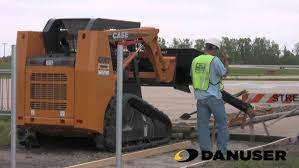 Danuser Auger Bucket W/HD Motor Mixing/Discharge | Width 21.5" inches | Hydraulic Flow 12 GPM | For Skid Steers