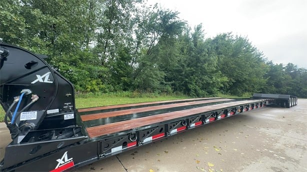 XL Specialized | 110HDE Extendable Lowboy Trailer | 53' Length | 110,000 lbs Capacity | 102" Width | For Extreme Heavy-Haul Transport