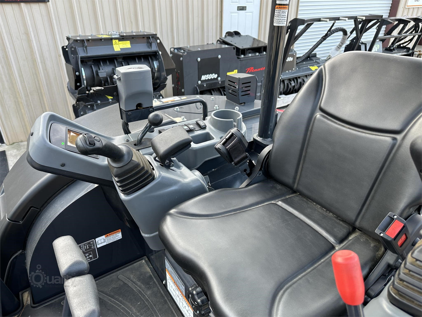 Yanmar Mini Excavator | 2024 Model SV40 | Machine Size 12,000 lbs | Fuel Capacity 14.8 Gallons