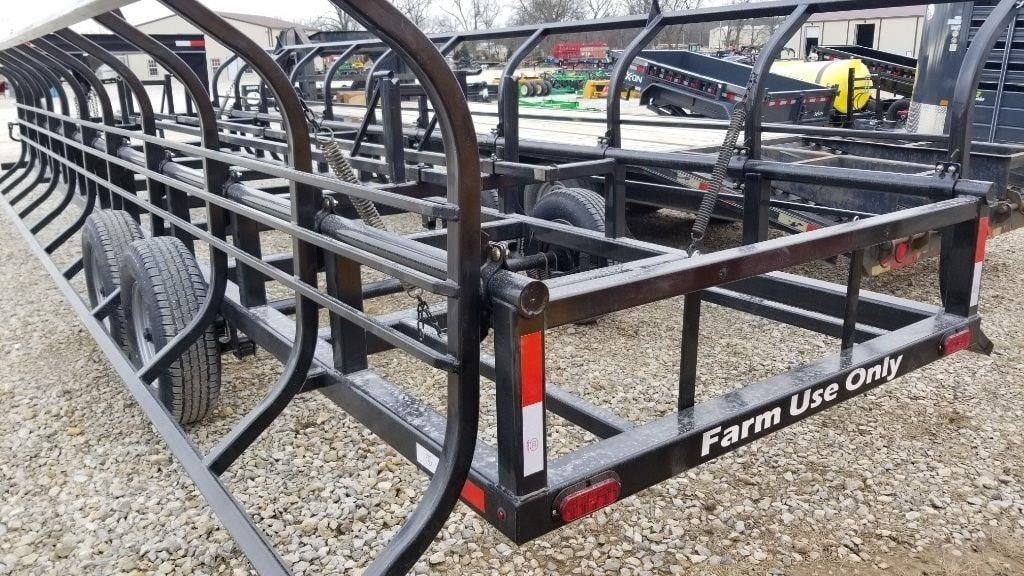 2024 Industrias America Double Dump Hay Trailer | Model 16x4 (Hydraulic Double Dump) | Cradle Length 31.5' | Pull Type