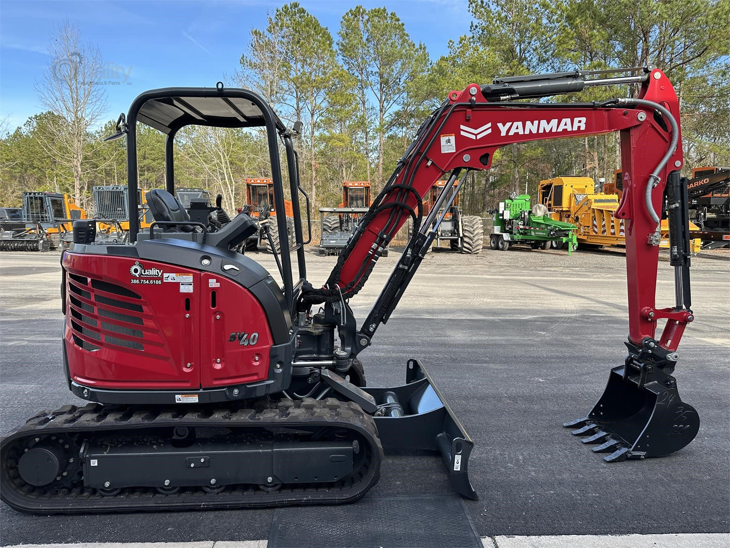 Yanmar Mini Excavator | 2024 Model SV40 | Machine Size 12,000 lbs | Fuel Capacity 14.8 Gallons