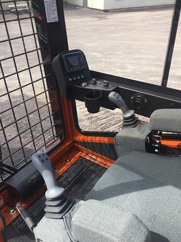 Barko Trailer-Mounted Loader | 2025 Model 495B | Width 8' 5" Ft | Horsepower 173 HP | For Logging and Loading