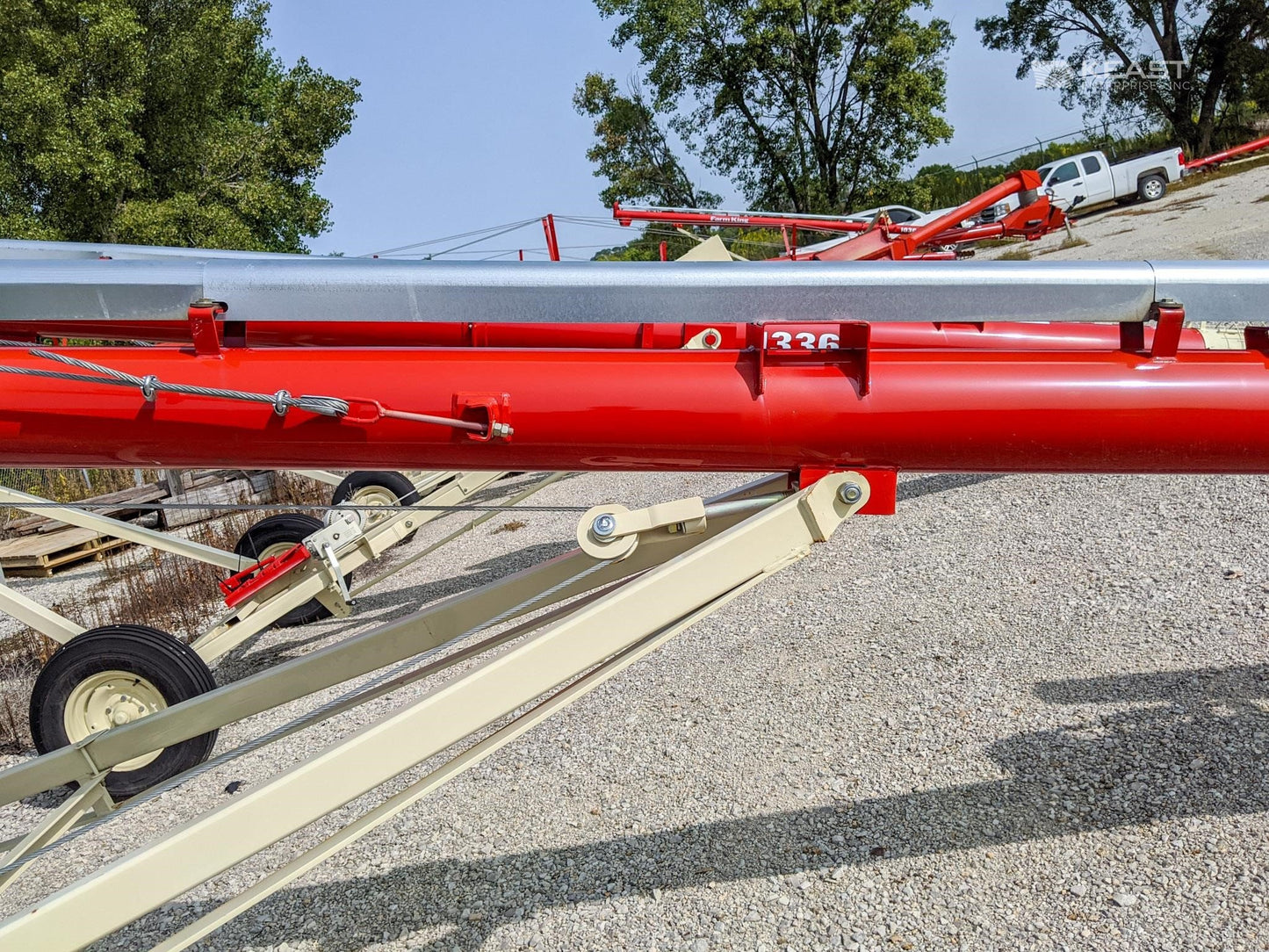 Farm King Conventional Grain Auger | Model CX2-851E | Tube Width 8" | Steel Tube Gauge 14 | Electric Horsepower 10 HP | Horsepower 25 To 40 HP | For Tractor